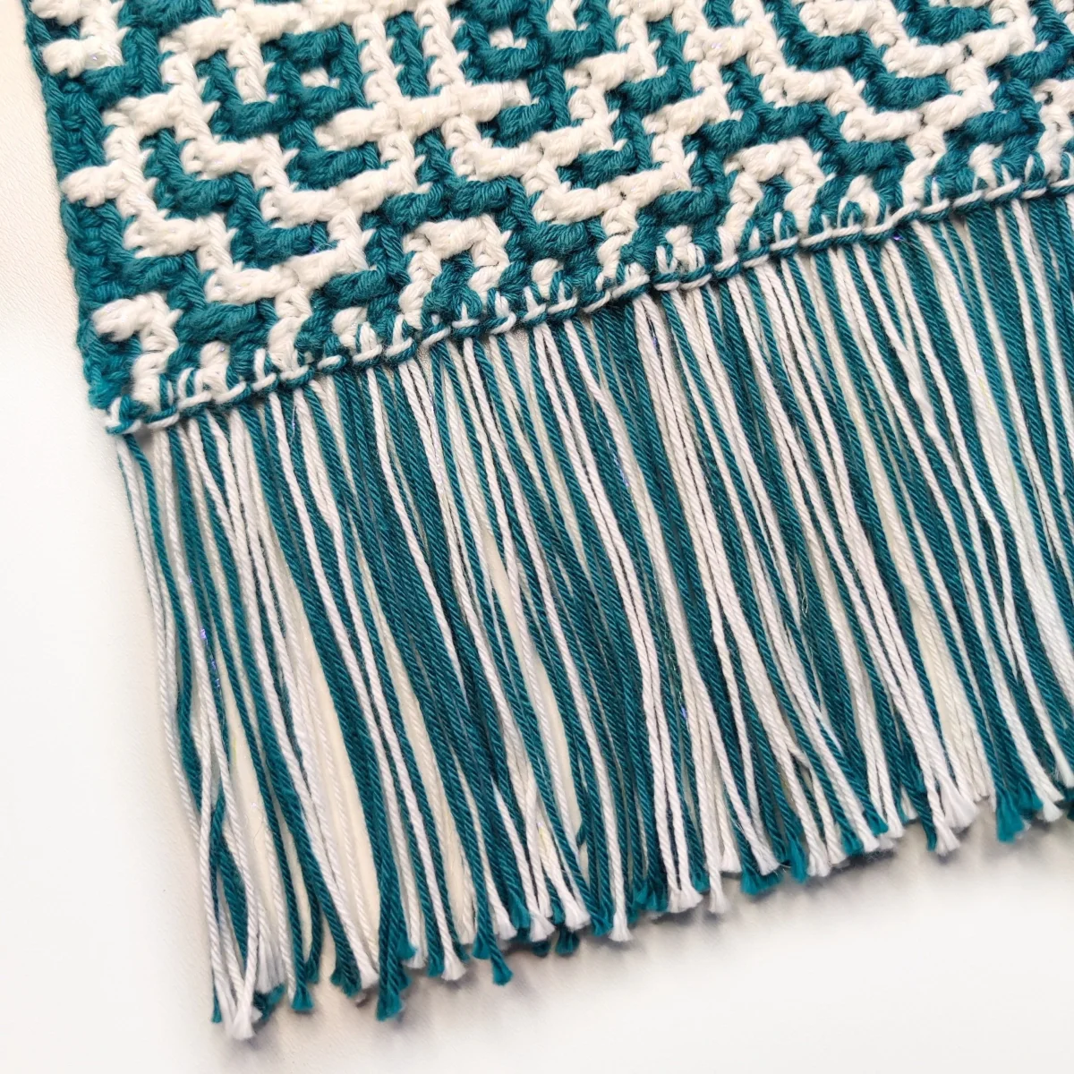 Tangled Tides - Wall Hanging - immagine 4